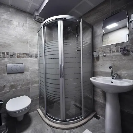 Bed and Breakfast Queen Bee