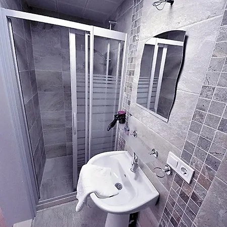 Queen Bee 3* Selçuk