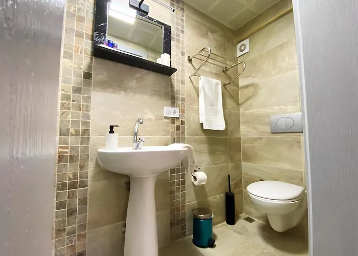 B&B Queen Bee 셀주크