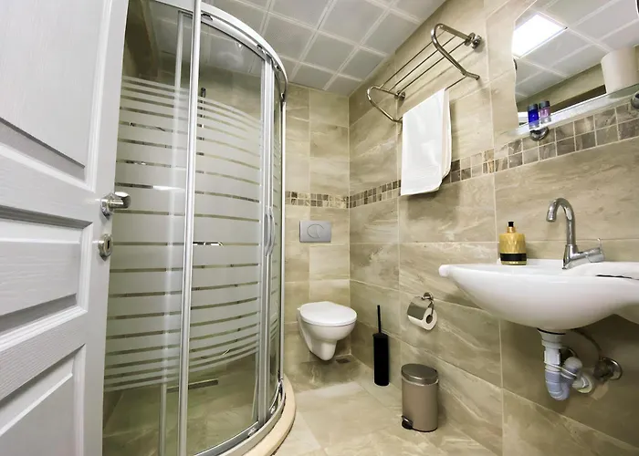 Queen Bee 3* 셀주크