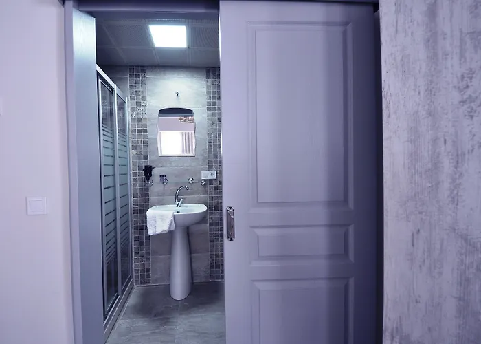 Bed & Breakfast Queen Bee