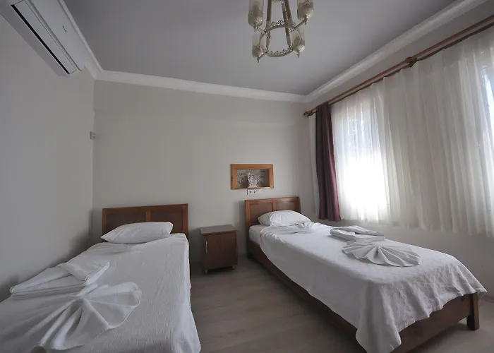 Queen Bee Сельчук